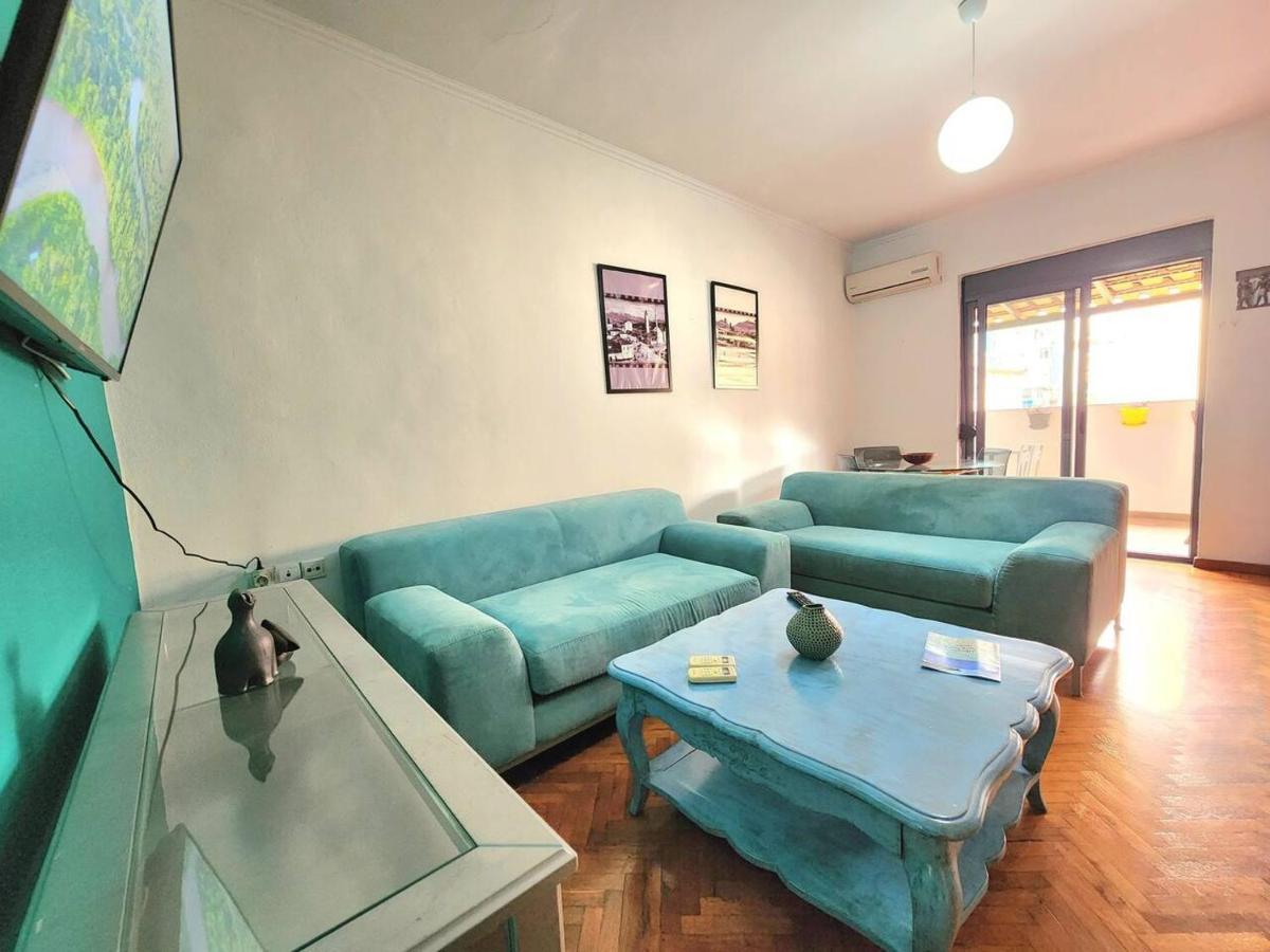 Turqoise Flat In City Center With 24H Self Check In تيرانا المظهر الخارجي الصورة